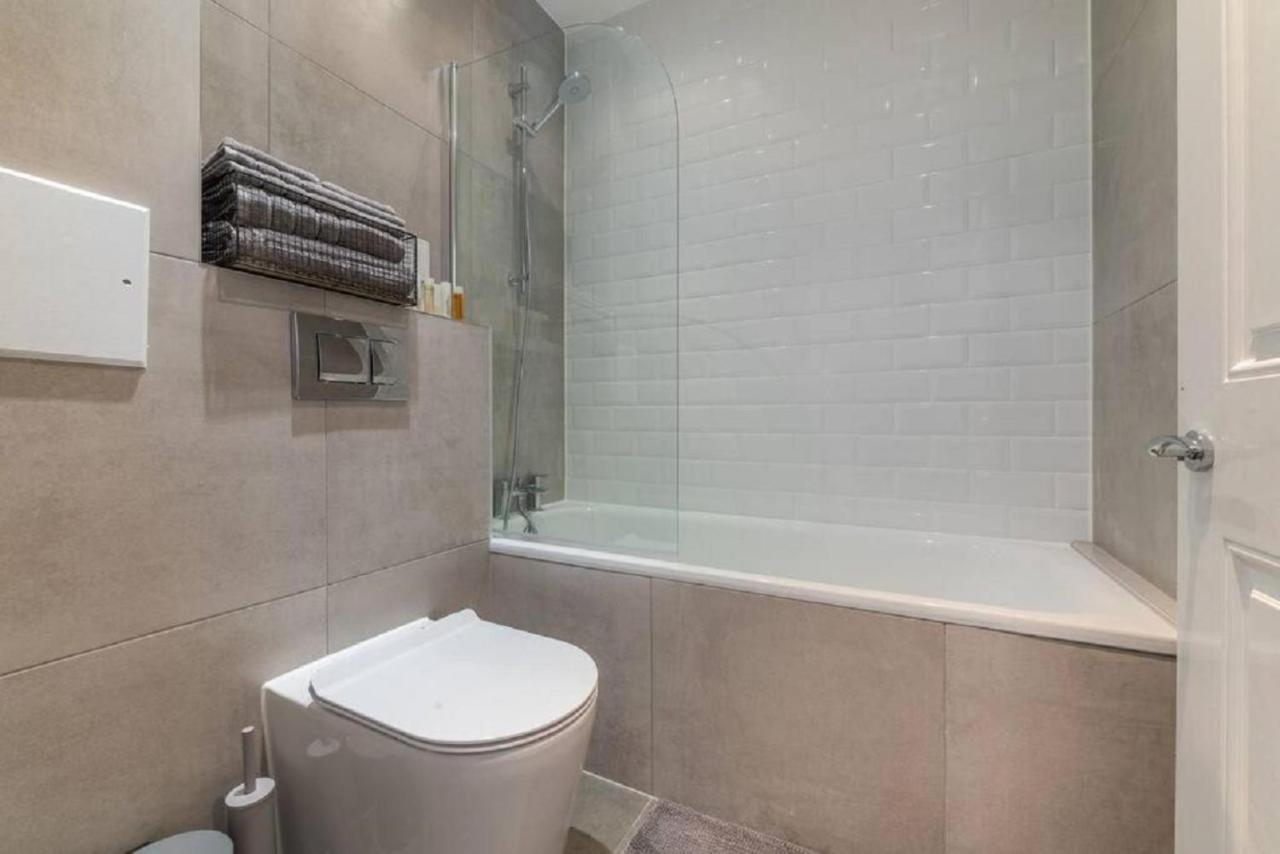 Two Bedroom - Tower Bridge - By Prime M-5 * Londra